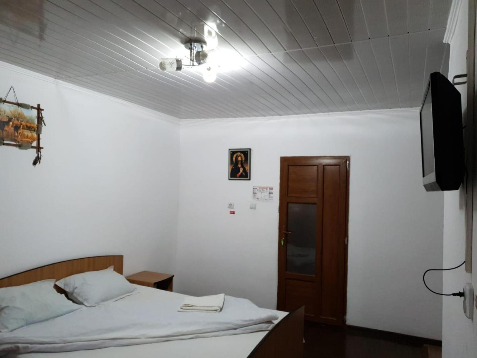 Pensiunea Lucica Sacelu Rum bild